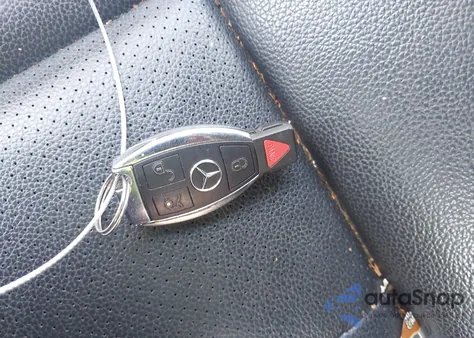 2014 Mercedes-Benz E 350 4Matic z USA, uszkodzony, nr VIN WDDHF8JB1EB044865